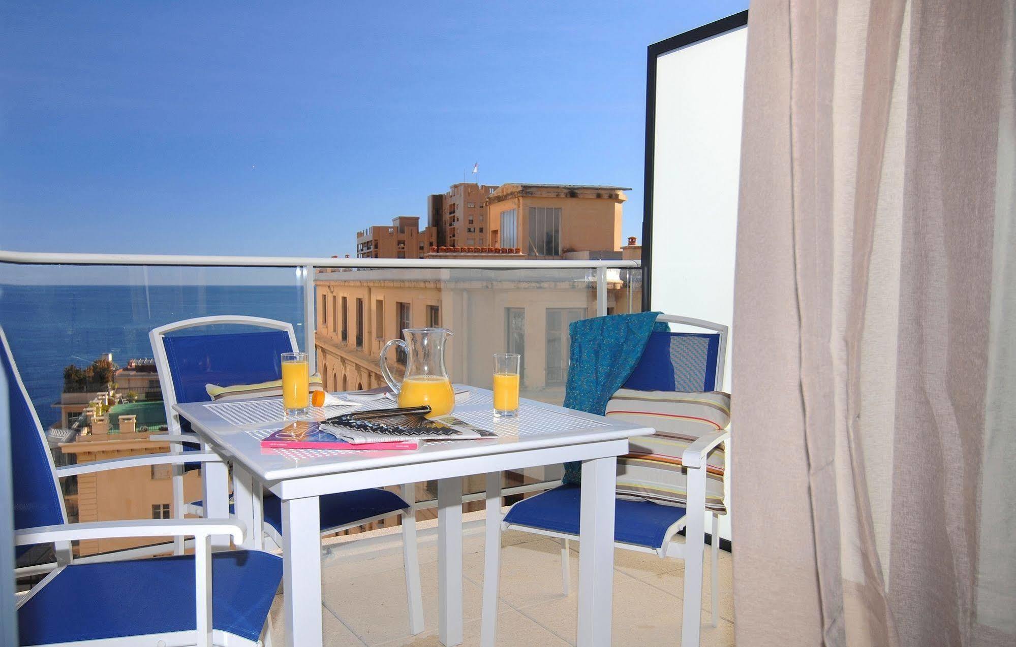 Appart Hotel Odalys City Beausoleil Les Hauts De La Principaute Bagian luar foto