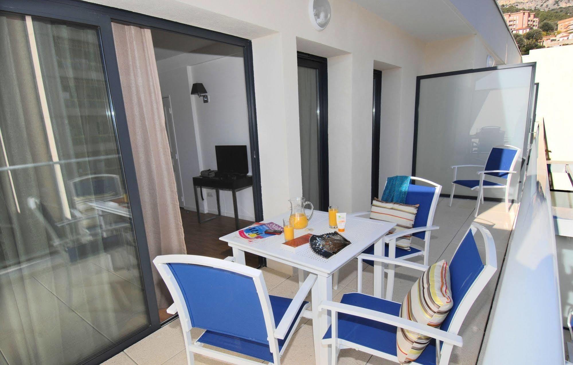 Appart Hotel Odalys City Beausoleil Les Hauts De La Principaute Bagian luar foto